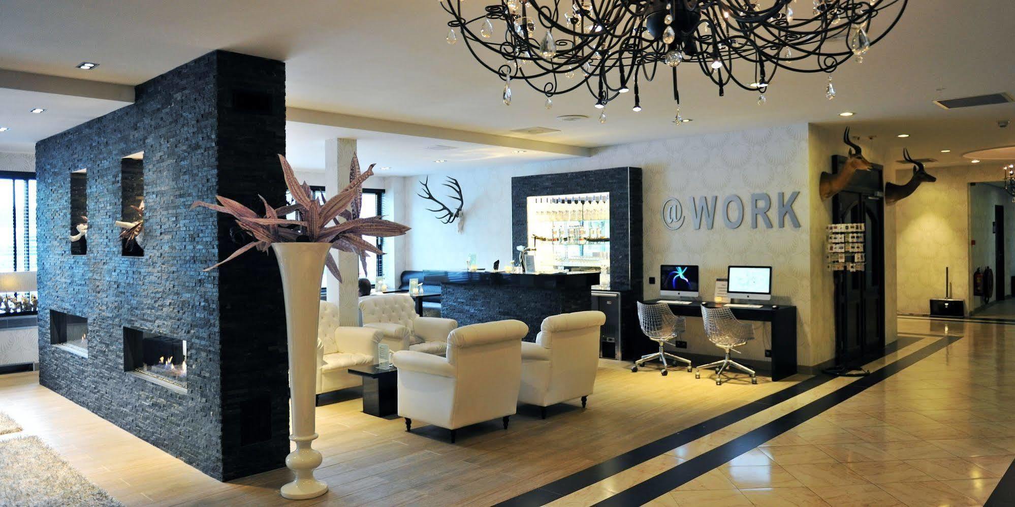 Van Der Valk Hotel Den Haag - ฟอร์สโคเทน ภายนอก รูปภาพ