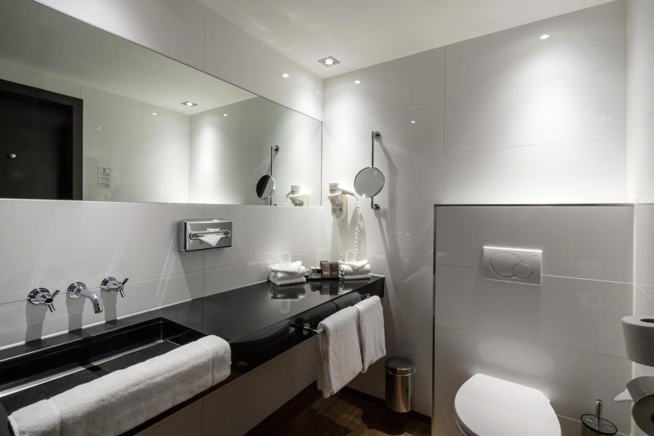 Van Der Valk Hotel Den Haag - ฟอร์สโคเทน ภายนอก รูปภาพ